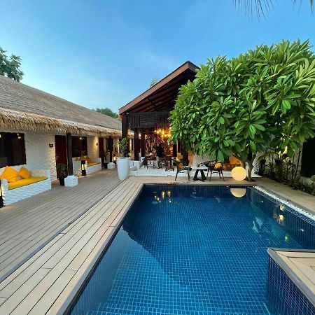 Atholhu Residence Fehendhoo Ngoại thất bức ảnh
